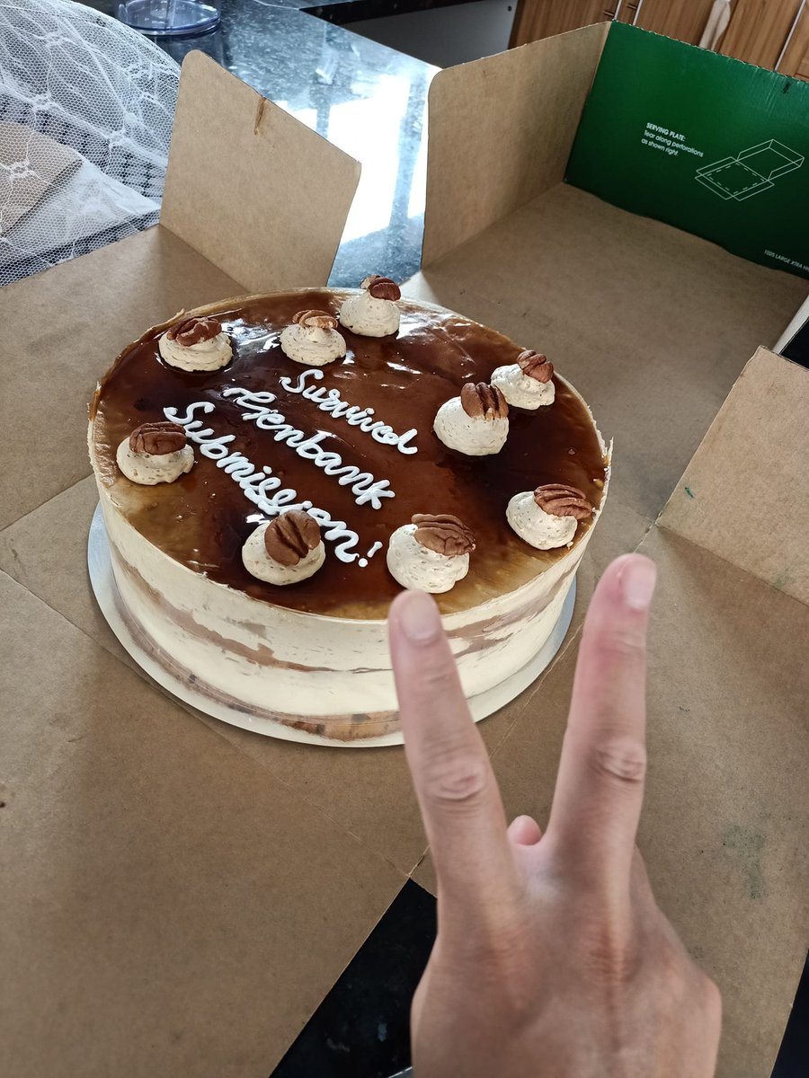 luu_sindy's tweet photo. It wasn't my PhD submission or its successful defence that warranted a cake - but getting through my first #GenBank submission! 😅 It got to the point in which the promise of cake carried me to the sweet end😂 https://t.co/wbpWFFnt8h