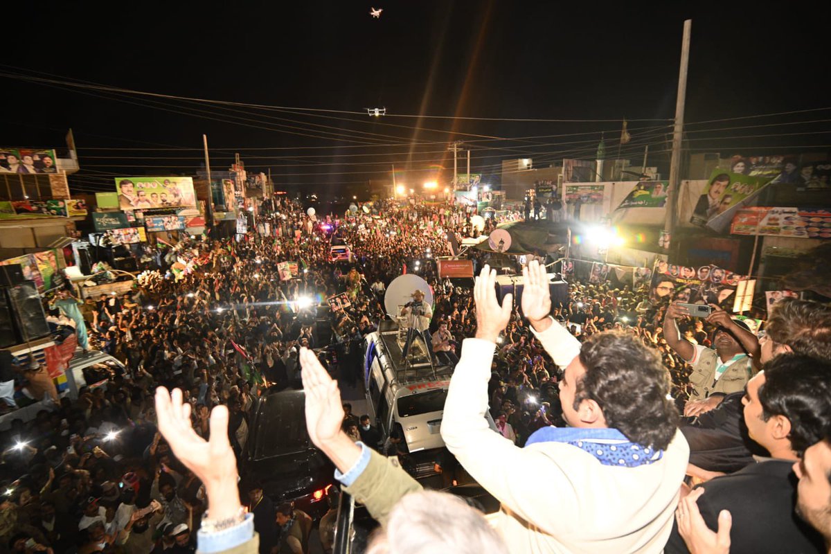 ZeeshanAyazz's tweet photo. Welcome to Punjab Chairman Saab @BBhuttoZardari 
#SelectedGhabraGaya 
#LongMarch27thFeb 
#LongMarch27thFeb https://t.co/QUSnnDbNpT