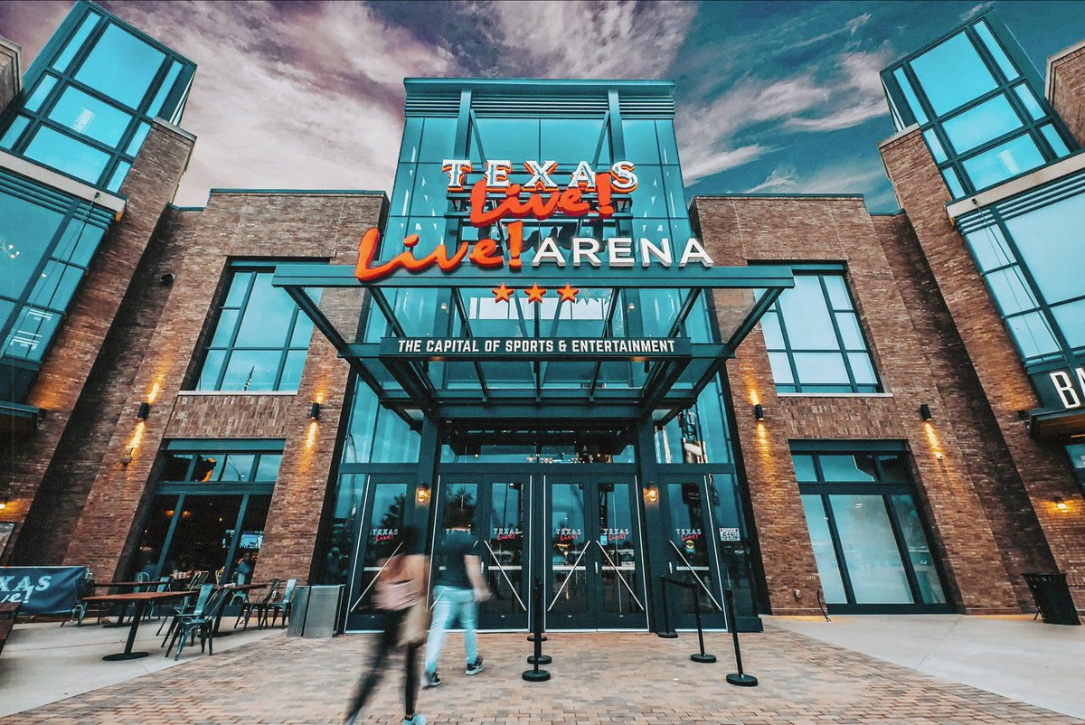 1 day away! ☀️ We can’t wait to see y’all tomorrow at Texas Live! for our first PRospects &amp; PRofessionals mixer of the semester. 

The mixer is Come &amp; Go from 4-6PM. Snacks will be provided! 🌮🍹

DM us if you have any questions!

#PRSSA #UTArlington #networking