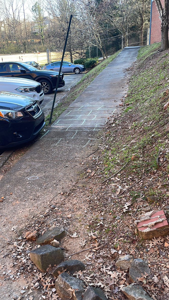 DLI3rd's tweet image. Outdoors con la tutoría de mate!