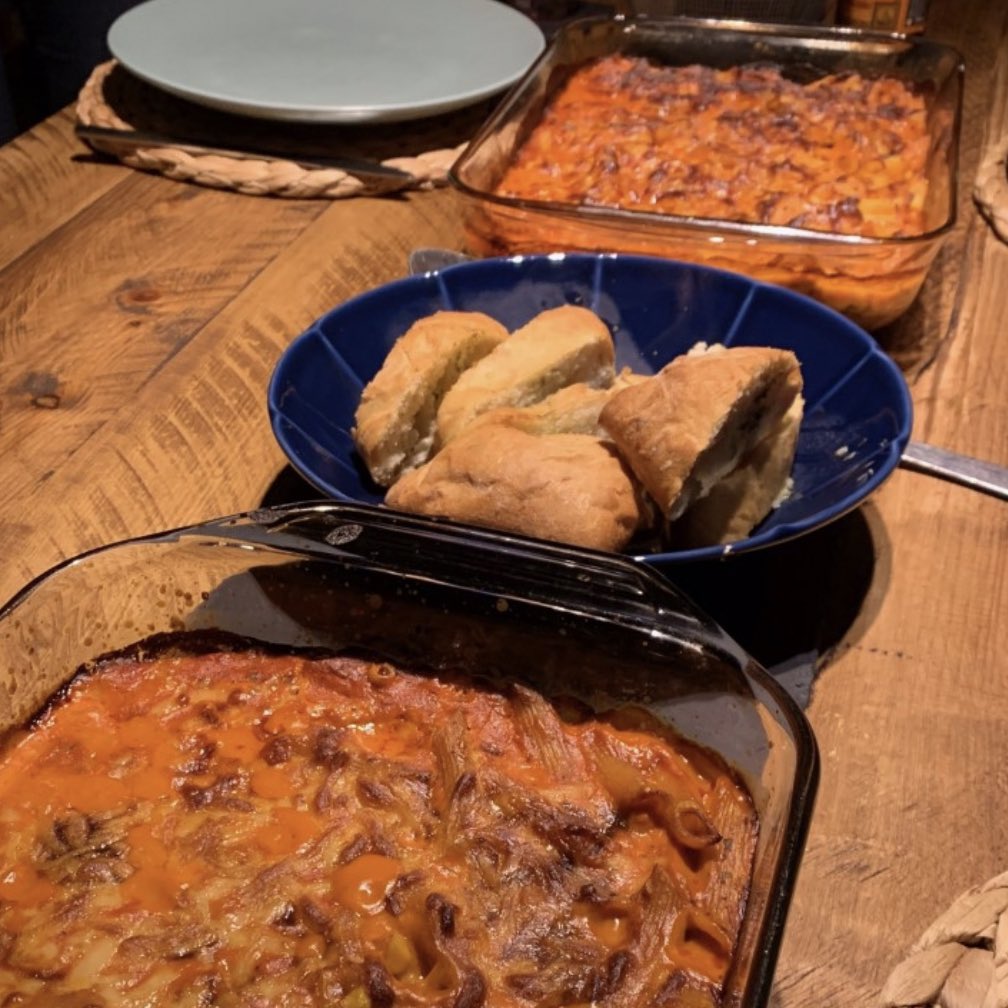 Some DofE progress pics - paddle boarding, brownies, scouts volunteering and a pasta bake. Love the variety of activities the year 9s are involved in! 🗺 <a href="/HelesSchool/">Hele's School</a>