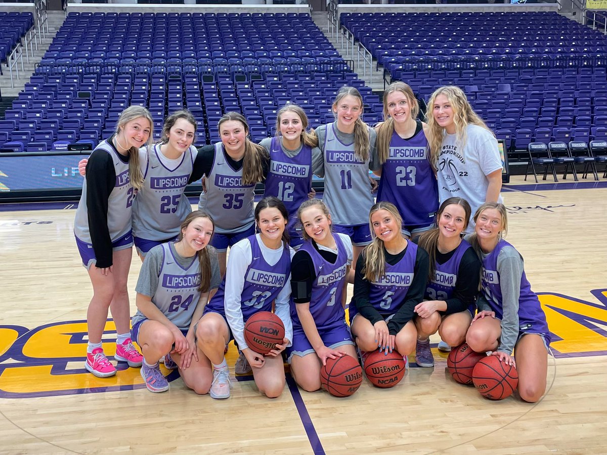 LAmustangGBB's tweet photo. Love-Leadership-Hard Work-Prayer-Teamwork…all this and so much more in this group 💜 https://t.co/F1KoiAQ4HQ