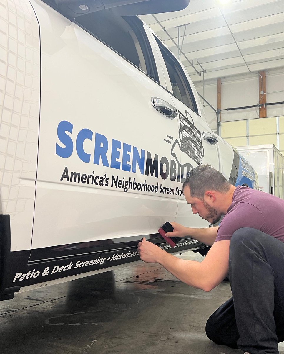 TierOneWraps's tweet photo. Had the Opportunity to help our friends @Screenmobile_SM with Removal of Old Wrap and Print / Install of Updated Branding! Thank You for Choosing Tier One! 

If your business is looking to update or renovate your Comapny Vehicles feel free to reach out via DM! https://t.co/vEpH1nc8qt