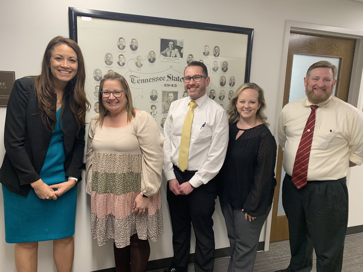 Great Day in Nashville supporting the Tennessee Investment in Student Achievement Act. <a href="/WCDE_TN/">WashingtonCoSch TN</a> <a href="/JWMcKinneylll/">JW McKinney</a> <a href="/lyonslesliec/">Leslie Lyons</a> <a href="/BrandonMcKee01/">Brandon McKee</a> Amber Bacon <a href="/SCESWildcats/">South Central School</a> @JonesboroughMid <a href="/ridgeviewraptor/">Ridgeview Elementary</a> <a href="/TennesseeCAN/">TennesseeCAN</a> <a href="/SchwinnTeach/">Penny Schwinn</a>