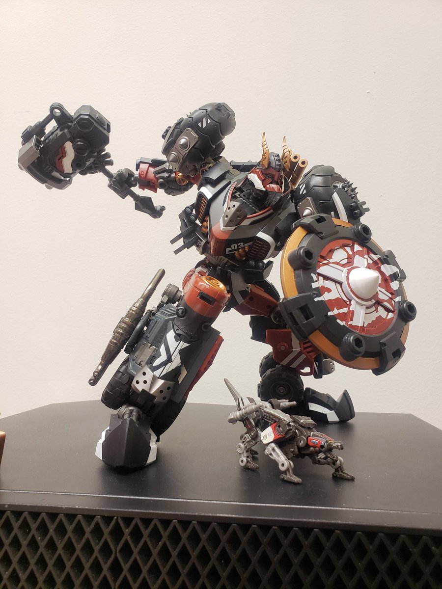 TMan978's tweet photo. #DeskGuyOfTheDay ARCHECORE Frost Light & #transformerstudioseries Bumblebee Movie Ravage
#actionfigurephotography #ACTIONFIGURES #transformers #CHILLREVIEW https://t.co/Of0rKgte3J