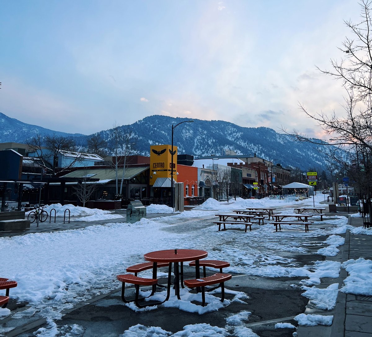 downtownboulder's tweet photo. Evenings on the West End 💙 https://t.co/beumeBHipY