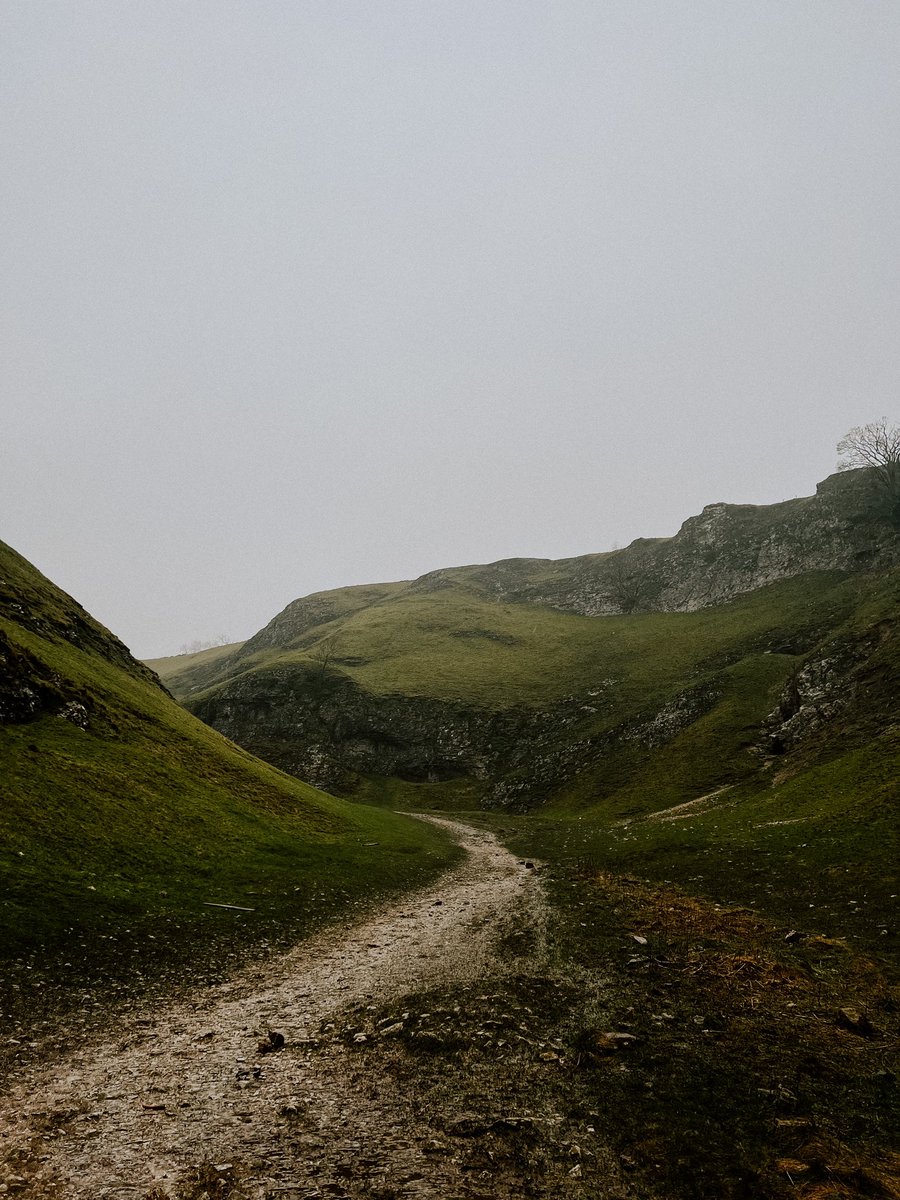 benraineydj's tweet photo. Great trip up the peak district with Teabag, 15km in the fog, 7am start… power fuel for the 🧠 #GoOnLad https://t.co/VI9Vt2FmNc