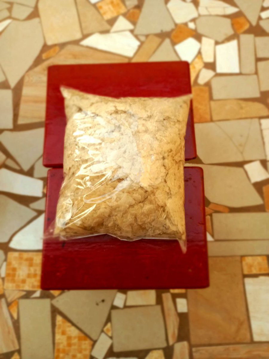 jwzoli's tweet photo. ارحح يااا علينا جاي 😂😂
الحجه كل رمضان عندها بزنس ثابت (ابري احمر_ابري ابيض_رقاق)الشغل ظابط والطعم ده م بنتكلم فيه انت بس اشتري وجرب وشوف وم ح نخذلك 
الأسعار:-
جردل الابري الأحمر 20طرقه=ج6000
جردل الابري الأبيض=ج5000
كرتونه الرقاق=ج5000 
للتفاصيل والتواصل:-
0122096858
0113568548 https://t.co/rc24Nkhq3E