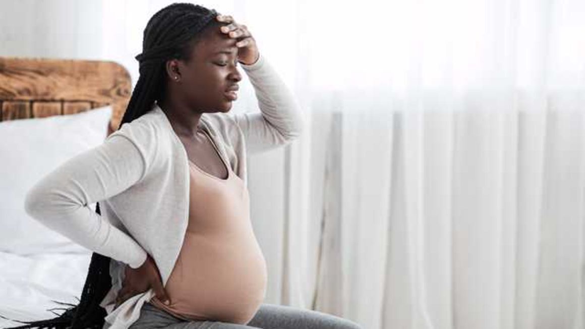 Maze hii ball imenipeleka! Si back pain, mara miguu kufura. Ni vitamin gani inaeza nisort? Niko na maswali mob. Don't worry, we are here to help you! Subscribe to mDaktari and ask any pregnancy questions for FREE. Send word DAKTARI to 22384 to sign up.