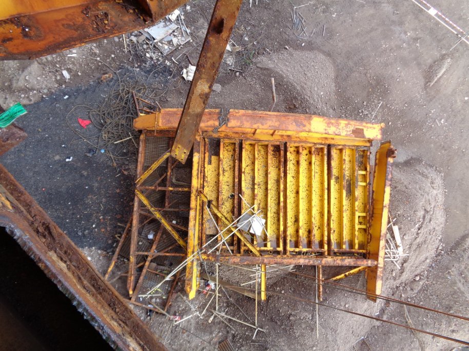 H_S_E's tweet photo. £200,000 fine for North East engineering company after worker falls 15 metres during dismantling of North Sea oil and gas platform https://t.co/jkm7RxYLtK #safety #fallfromheight #engineering https://t.co/SWYAJ7MGBT