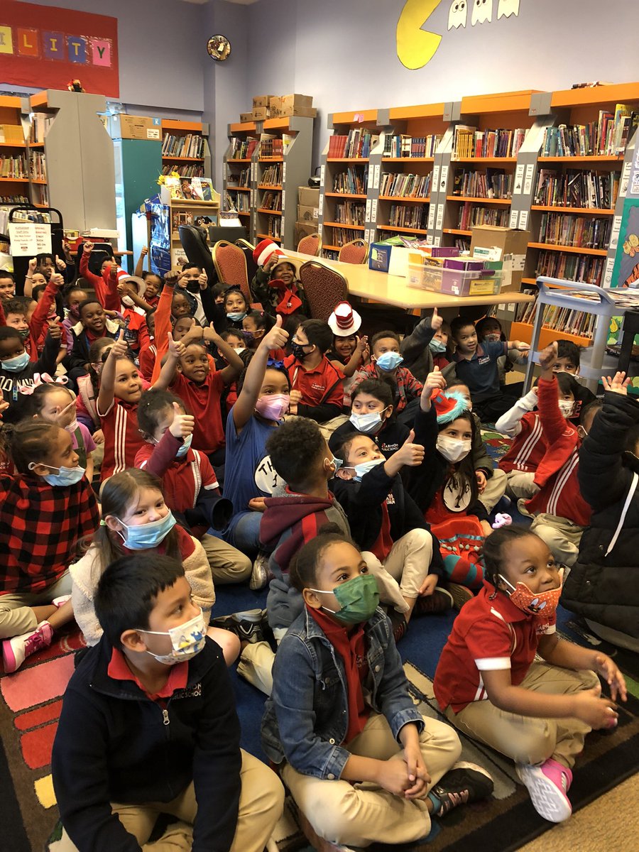 GHPALWebb's tweet photo. @GhpalBeaty @HarmonySchools had a blast reading to the future stars and seeing them pay attention during story time. #ReadAcrossAmericaDay #readingpaysoff https://t.co/4eZy7MmsJa