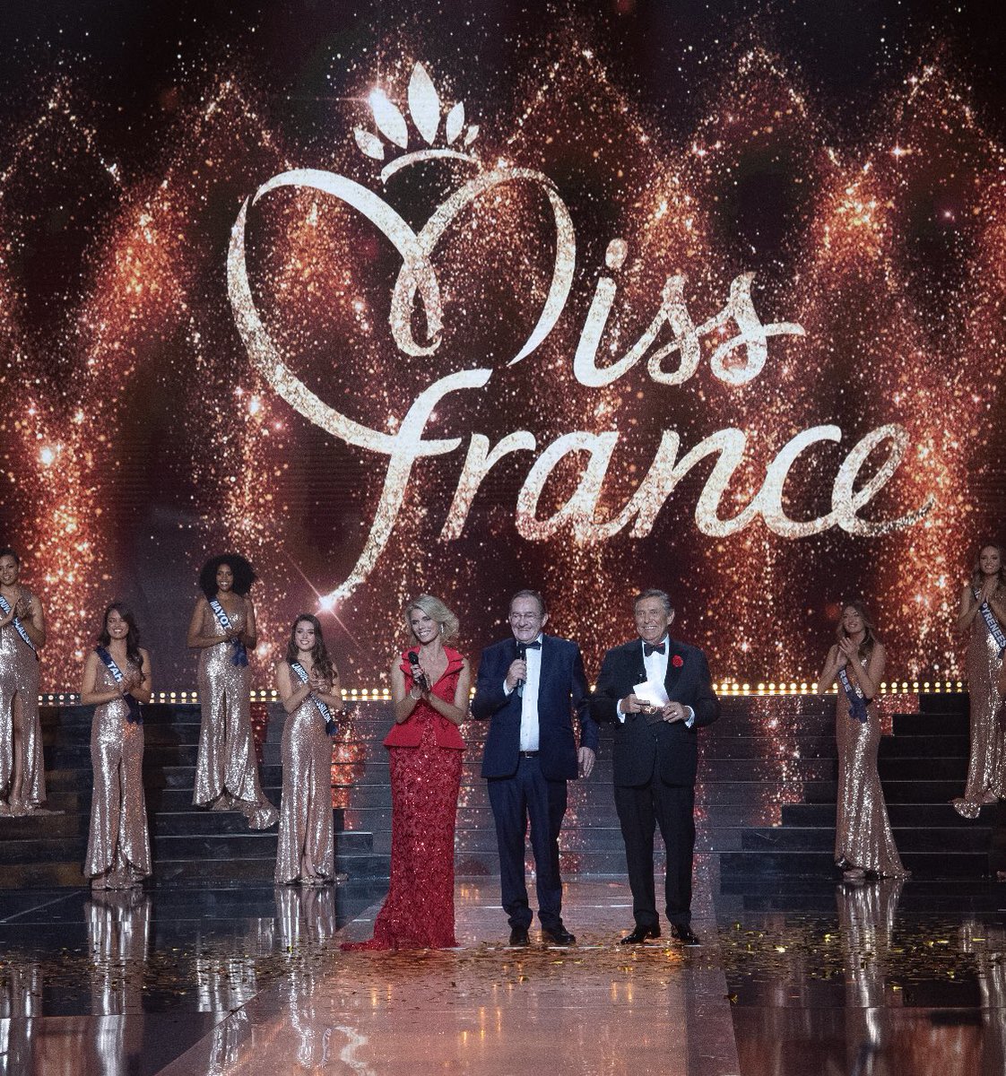ALJ's tweet photo. Nous avons eu la chance de passer cette soirée ensemble en décembre. Tu étais affaibli mais tu n’arrêtais pas de me dire combien tu étais content d’en être le président d’honneur. @MissFrance c’est une émission mais aussi une rencontre avec @nmarquaypernaut à qui je pense fort. https://t.co/ulOnIkbNbK