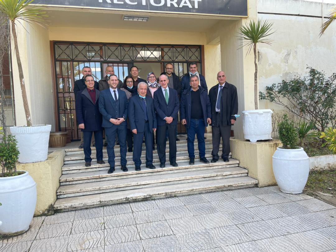 grosenzweigp's tweet photo. Fue un gusto visitar la ciudad de Boumerdès y reunirme con el "wali",  el director del Instituto Argelino del Petróleo y las autoridades de la universidad para alimentar la amistad entre México 🇲🇽 y Argelia 🇩🇿  y promover los intercambios entre ambos. @EmbaMexArgelia @SRE_mx https://t.co/2GhxoJK80m