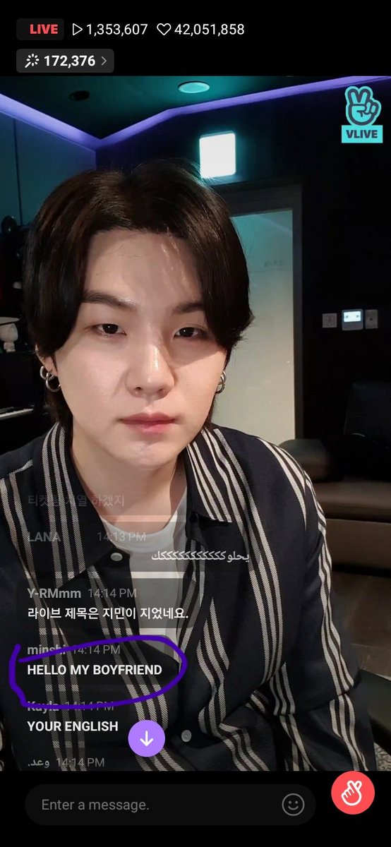 Darshan84307765's tweet photo. Yoongi marry meee!!! Part 2 🤣🤣🤣💜 https://t.co/fGMjhlmpPZ