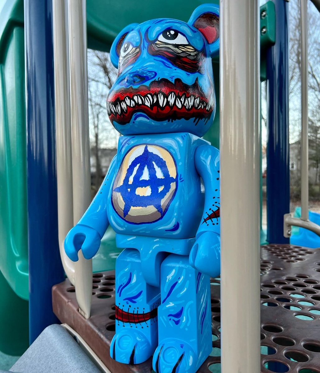 Nightmare_Mikey's tweet photo. 🅰️🧸Anarchy Bearbrick🧸🅰️

20” Acrylic on Vinyl

https://t.co/NSpf5T5GTe

______________________

#illustration #carebears #bearbrick #custom https://t.co/MdALRL9ihf