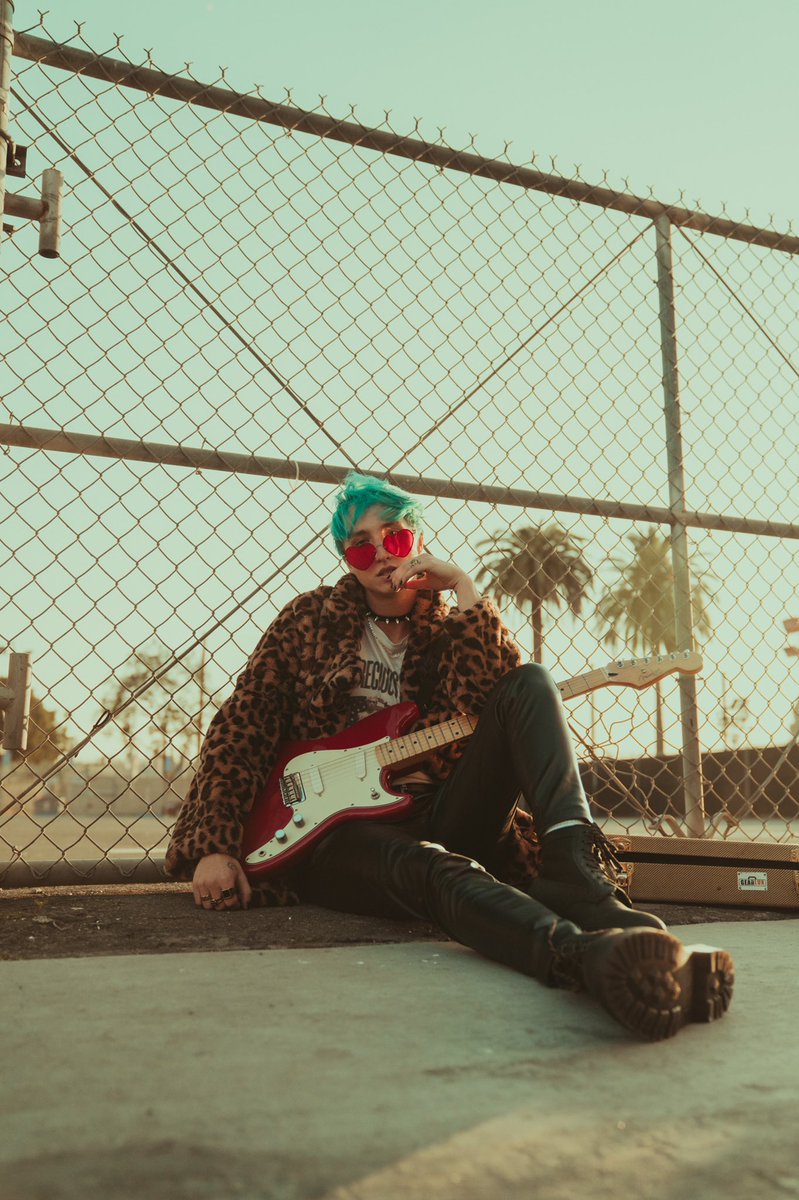 Tate Logan tweet media