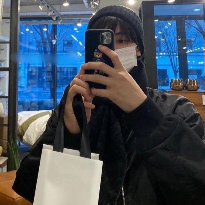 jk + eunwoo mirror pics