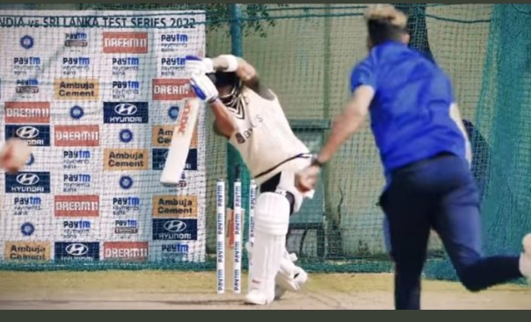 Soham_Mty's tweet photo. This is most beautiful thing in the world 
#ViratKohli𓃵 
#viratkholi 
#Virat 
#Kohli
#vk100 
#IndianCricketTeam 
#Cricket https://t.co/u8CN0LoybU