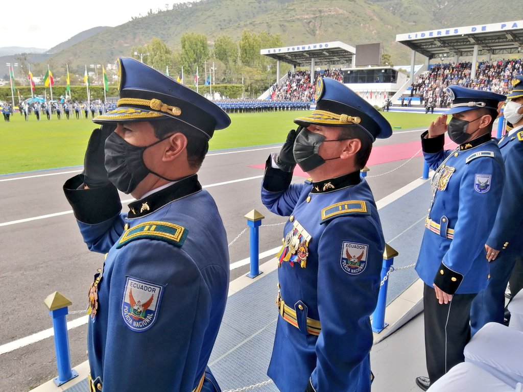 Marcelo Cabrera P. (@marcelohcabrera) on Twitter photo 📍#Quito | Junto al presidente <a href="/LassoGuillermo/">Guillermo Lasso</a> participamos de la ceremonia por los 176 años de <a href="/PoliciaEcuador/">Policía Ecuador</a>.
Hombres y mujeres que sirven al país con entereza y vocación. 🇪🇨👮🏽♀️👮🏽♂️
#JuntosLoLogramos 📍#Quito | Junto al presidente <a href="/LassoGuillermo/">Guillermo Lasso</a> participamos de la ceremonia por los 176 años de <a href="/PoliciaEcuador/">Policía Ecuador</a>.
Hombres y mujeres que sirven al país con entereza y vocación. 🇪🇨👮🏽♀️👮🏽♂️
#JuntosLoLogramos