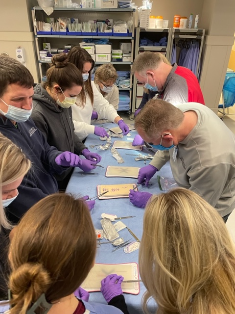 SanfordBradR's tweet photo. #NATM2022 #Sanford Fargo Athletic Trainers learning suturing in the BioSkills lab. Always upgrading the skill sets! https://t.co/MwUv9SRi5t