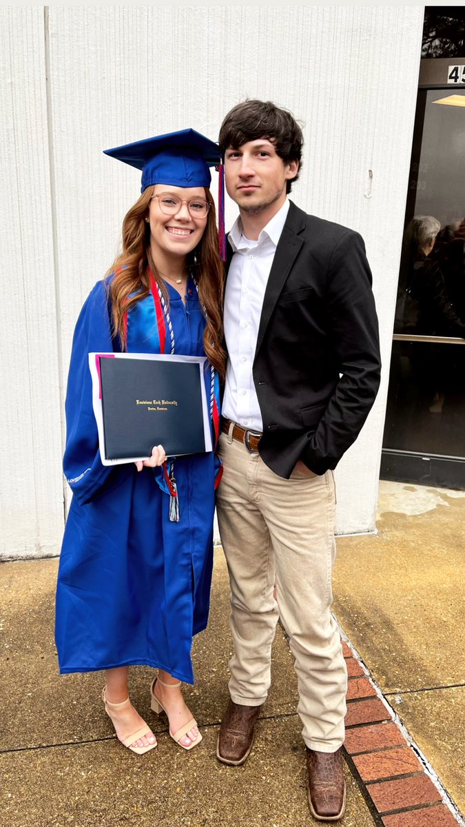 Machaela_Ann's tweet photo. Mac Morris, RN coming to a pediatric unit near you !!!! 🥳 https://t.co/ZyW7UXXUPR
