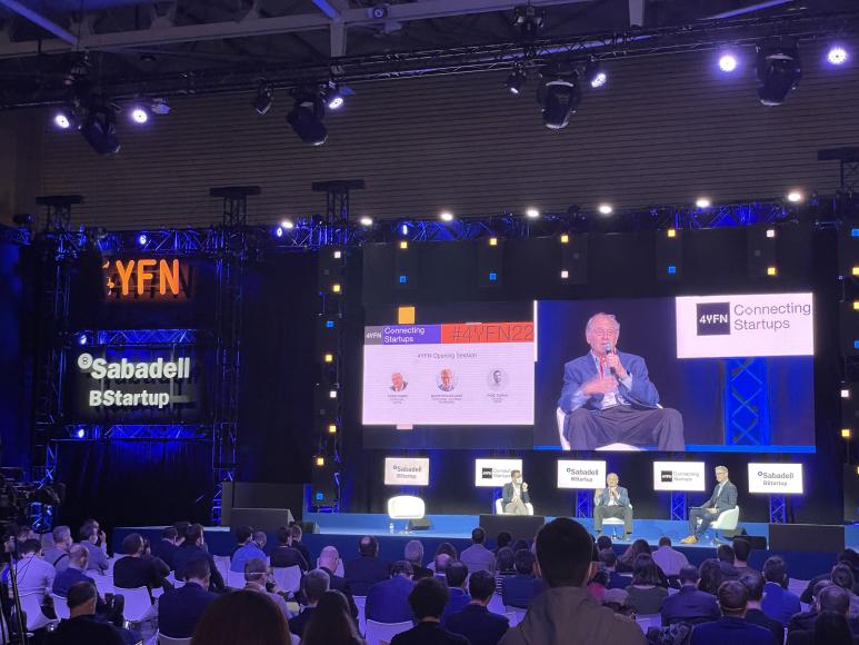 TeamCloudoki's tweet photo. @MWCHub 2022 is finishing up today but everyone at @TeamCloudoki &amp; @theapisuite wanted to give a special thanks to everyone involved. @koenbetsens &amp; @alastair_fife had fun meeting and listening to everyone. We'll share more thoughts over the coming days!

#MWC22 #mwc2022 #4YFN22 https://t.co/IxUtuwUpyV