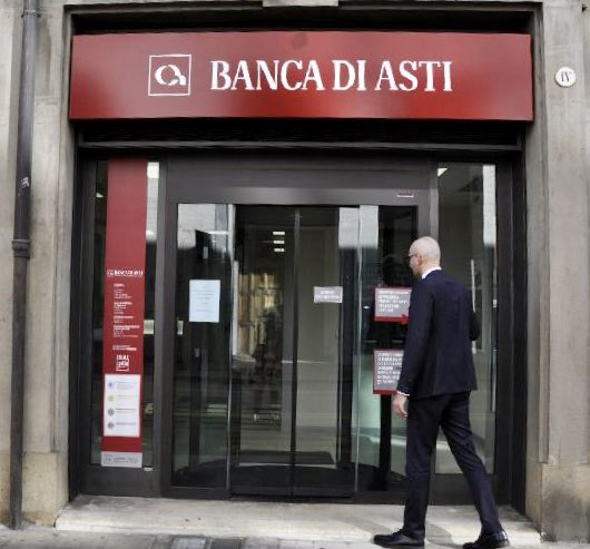 GianluColletti's tweet photo. Il #Gruppo #Banca di #Asti #cerca #giovani talenti da #inserire nelle #filiali in #Lombardia e #Veneto.  E' necessario registrarsi al sito della Banca di Asti per inserire i propri dati, curriculum vitae ed altro.
👉 https://t.co/M60a9bIEnE https://t.co/Wt6tULavvw
