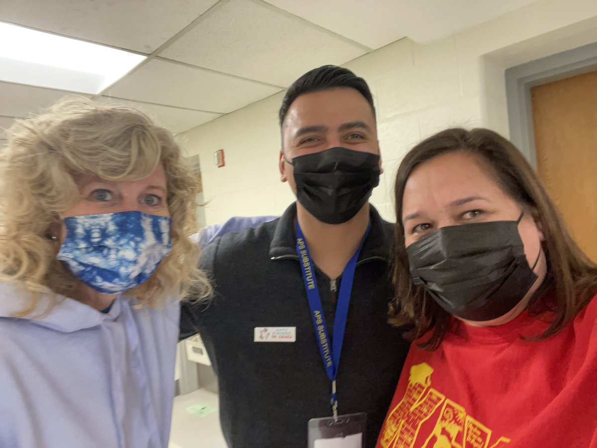 @pondfamily <a href="/APSVirginia/">Arlington Public Schools</a> <a href="/Drmlmyers/">Marjorie Myers</a> <a href="/APSKEYPE/">Key P.E. Team</a> Future Bilingual Educator! Welcome back Luis! You sure got taller! Your “old” teachers were so happy to see you! @HeidiHeim88 <a href="/KeyAPSITC/">Paul Maniscalco</a> <a href="/sagarutera1/">Rosa Navas</a> <a href="/APSKEYPE/">Key P.E. Team</a> <a href="/arteescuelakey/">Arte Escuela Key</a> <a href="/KeyCounselor/">Laurie Dodson</a> #somoskey #SomosFamilia