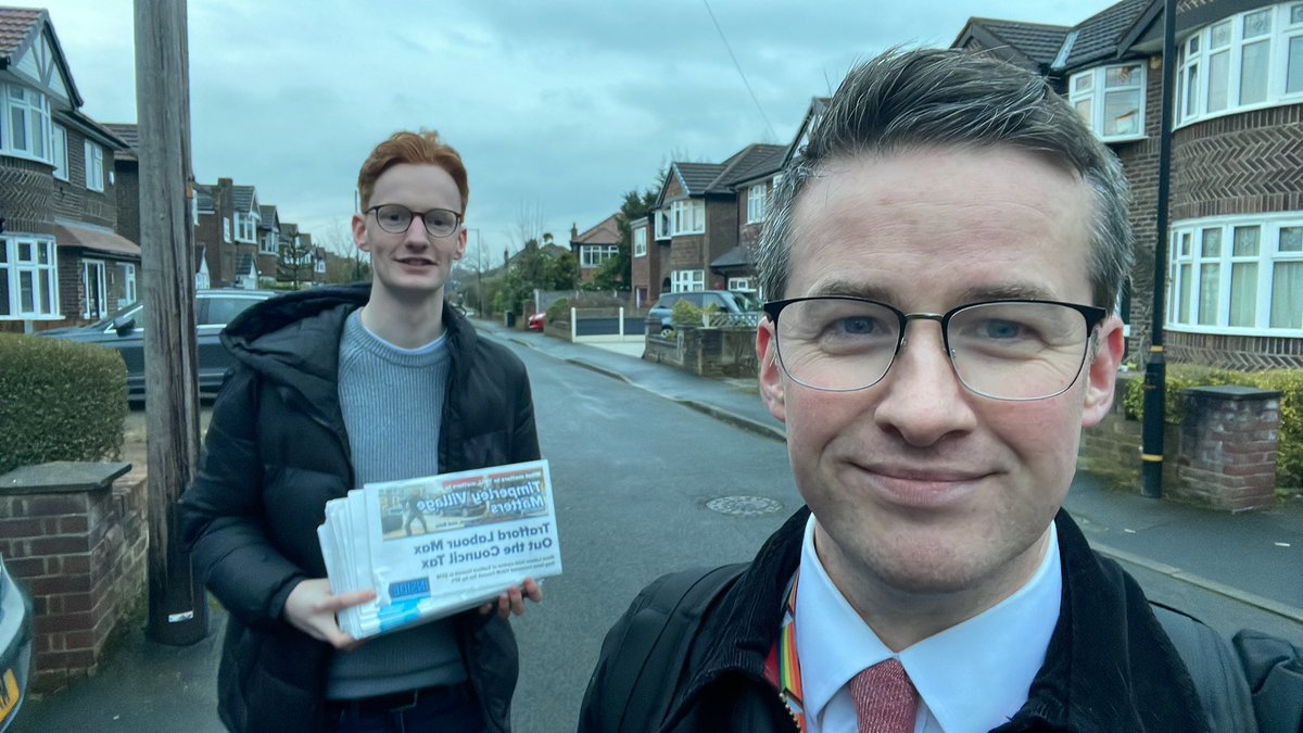 Two Thomas’s out in #Timperley this evening! <a href="/tom_maxwell02/">Tom Maxwell</a> <a href="/CCACllrs/">Conservative Councillors' Association</a> <a href="/villagecons/">Timperley North & Central Team</a>