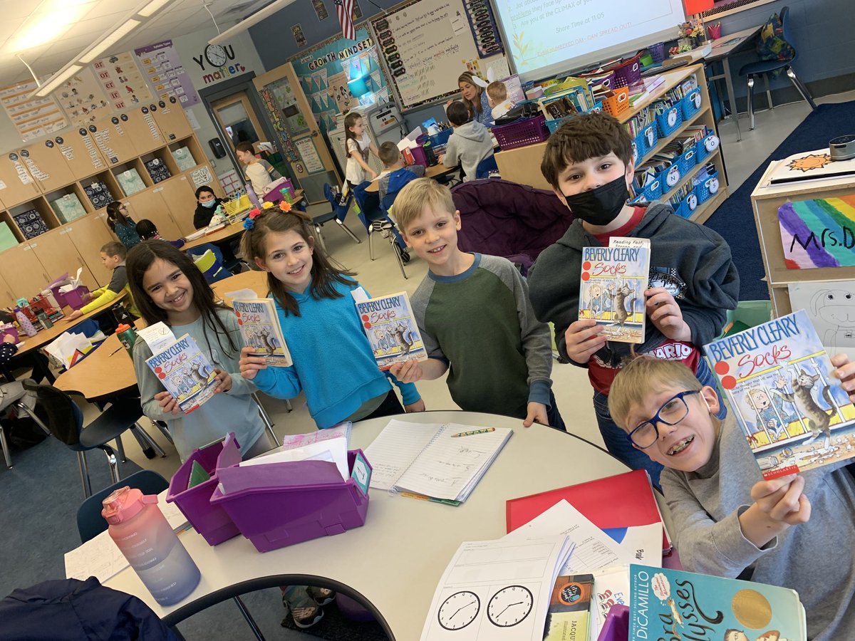 MrsDecerbo3rd tweet media