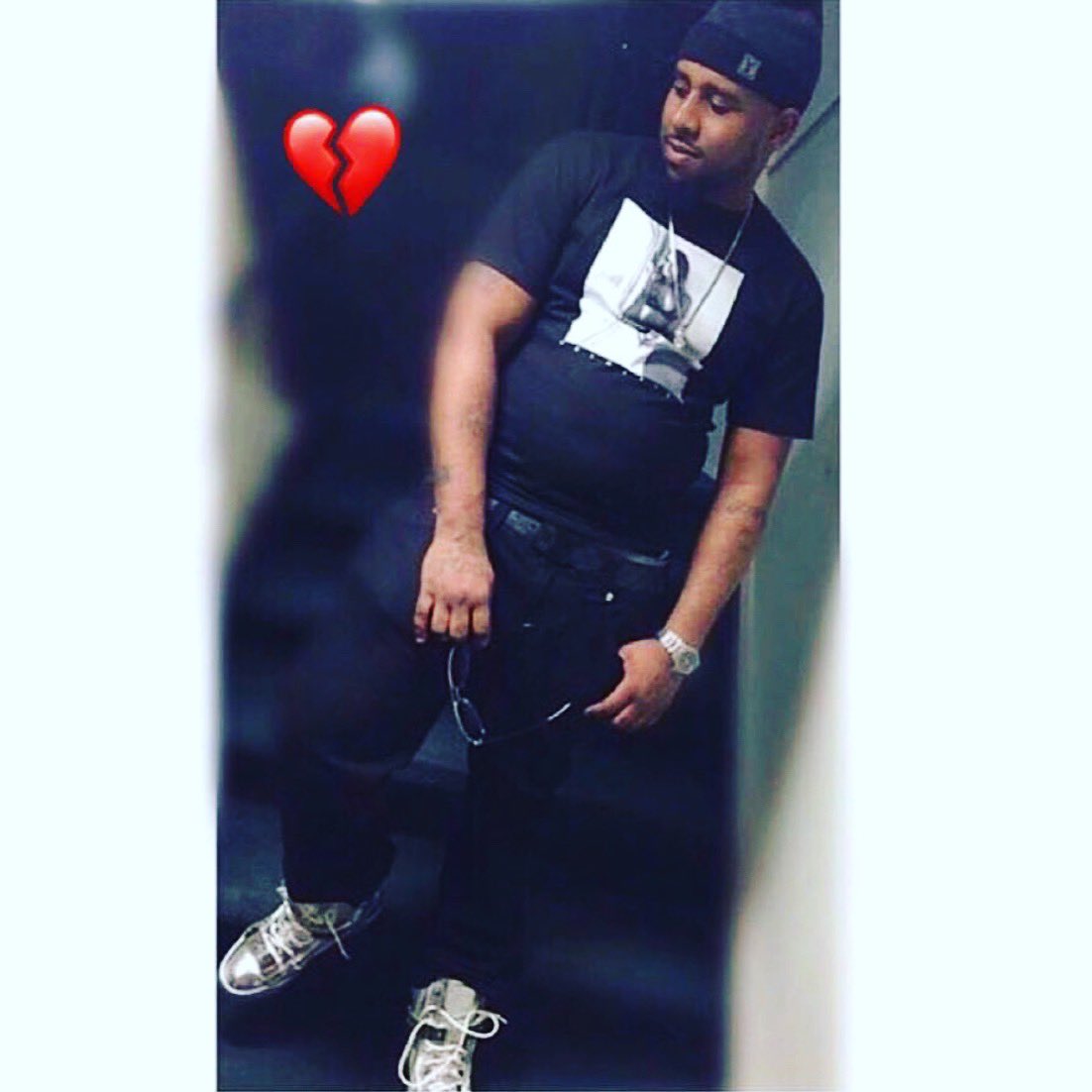 livefromdanorth's tweet image. Happy Bornday Brodie #LLTRAV love you 4L 💙🍾