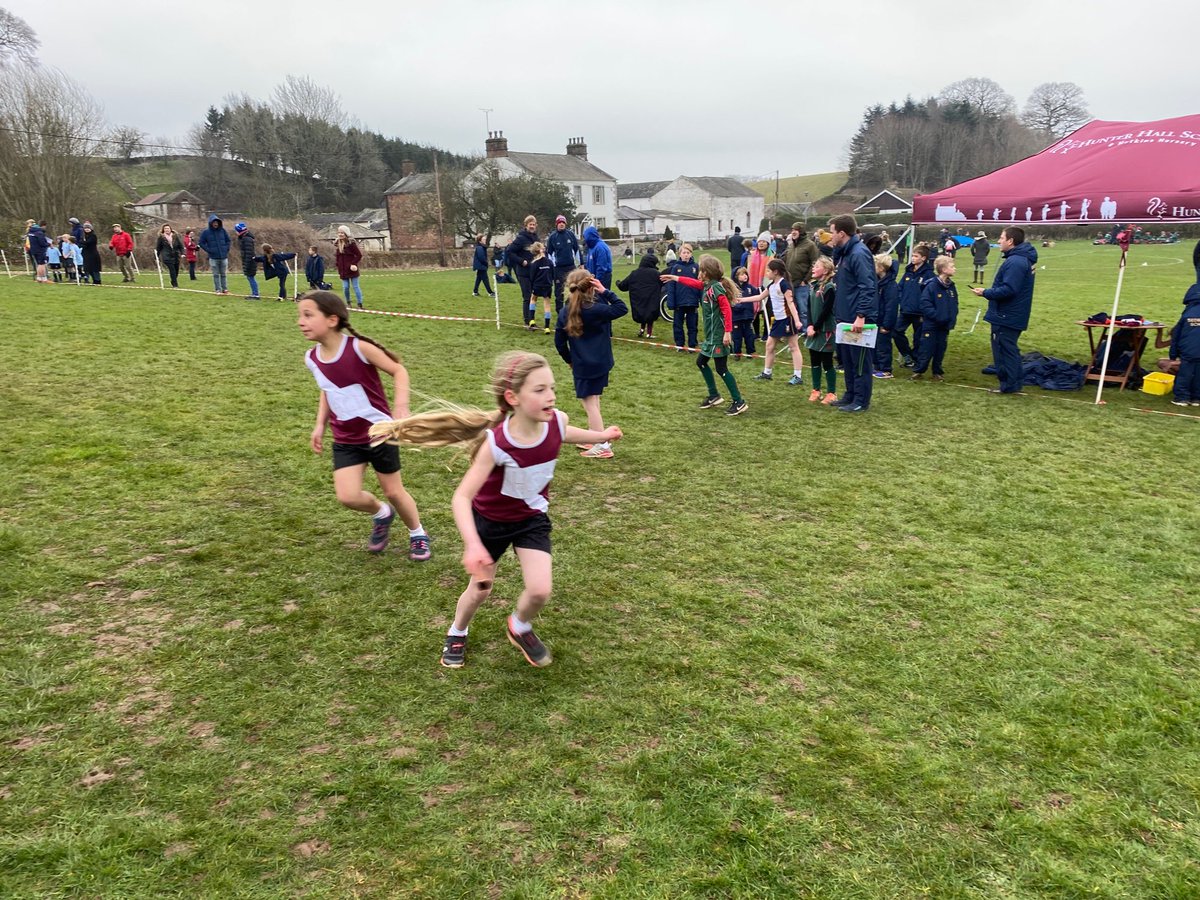 A fabulous afternoon of running at the Hunter Hall Cross Country Relays. Competitors from #SedberghPrep, #MowdenHall, #BarnardCastle, #WindermerePrrp and #AustinFriars all braved the cold and took on the course in their teams of four.