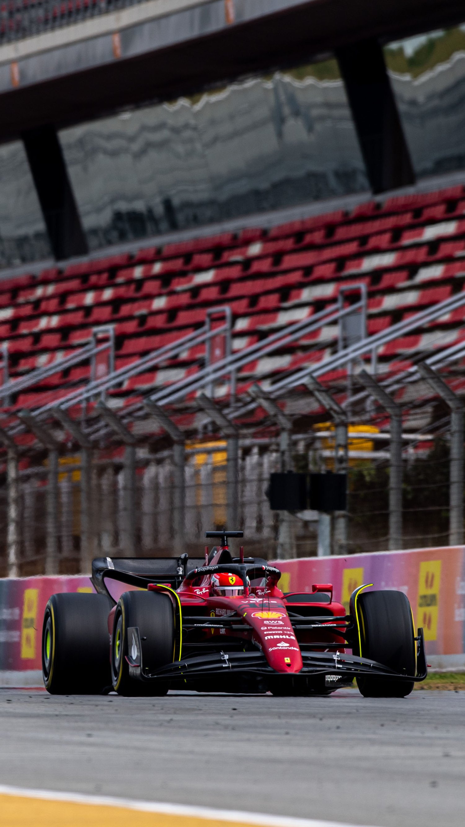 Scuderia Ferrari on X: "You asked for #F1Testing wallpapers… And we  deliver, #Tifosi 😍👌 #essereFerrari 🔴 #WallpaperWednesday  https://t.co/P1Y3WWUmO7" / X