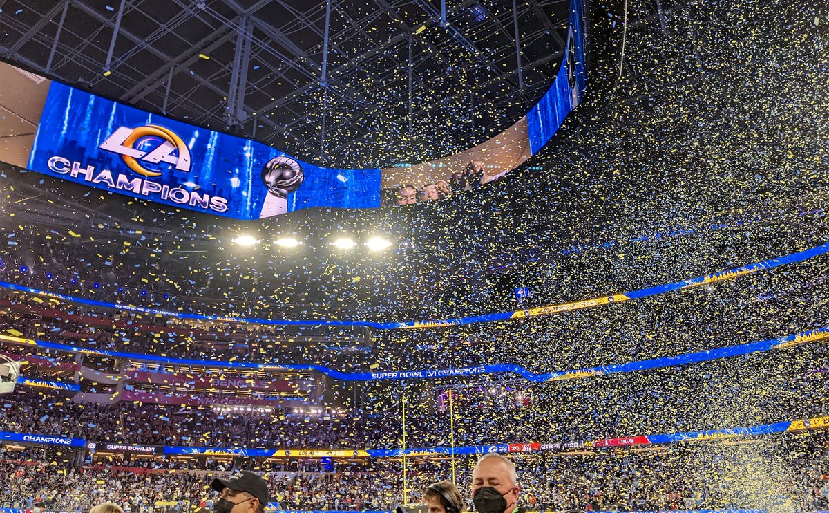 audiomusicadigi's tweet photo. Los segmentos musicales para los espectáculos del Super Bowl LVI fueron mezclados en la plataforma de producción de transmisión System T de Solid State Logic @solidstatelogic #audiomusicadigital #audio #musica #sonido #ssl #systemt #superbowl #tomholmes https://t.co/CpfZ0sjqCX https://t.co/dfuGi80YD4