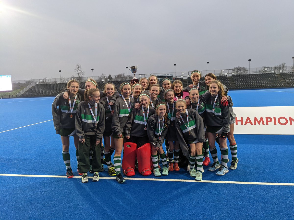 Champions! The Rangers win the U14 T1 at the Olympic Park. Amazing achievement! Thanks to <a href="/EnglandHockey/">England Hockey</a> for a great day out!🏆🎉💚🏑 #SHSHockey