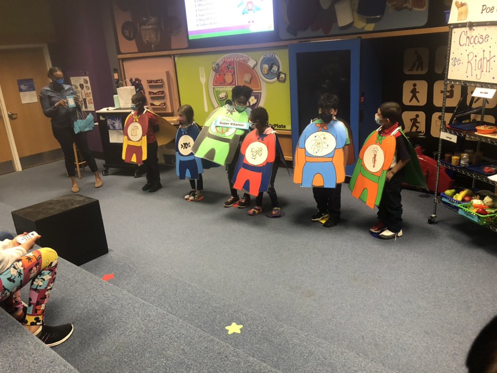 The many adventures <a href="/PoeCenter/">PoeCenter</a> #2nd grade fieldtrip #pollinators #beekeepers #healthyliving <a href="/WilburnElem/">Wilburn Elementary</a>