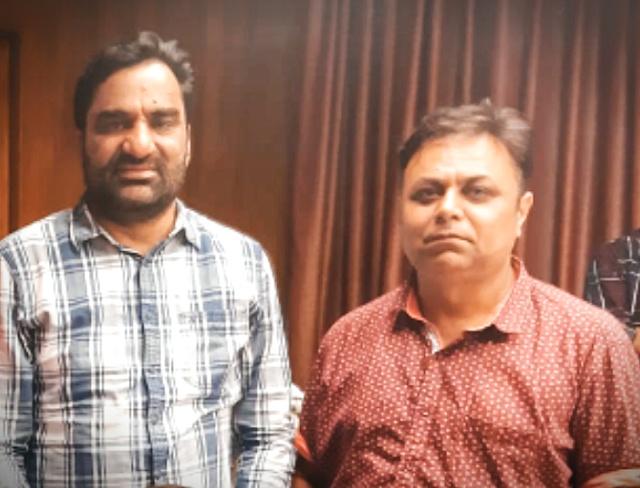 राजस्थान में युवाओं में खासे लोकप्रिय और अपनों के बीच नेताजी के नाम से मशहूर सांसद <a href="/hanumanbeniwal/">HANUMAN BENIWAL</a> जी को सालगिरह मुबारक। दुआ है आप ऐसे ही तरक्की करते रहे और लोगों के दुख दर्द की आवाज भी बनते रहे।