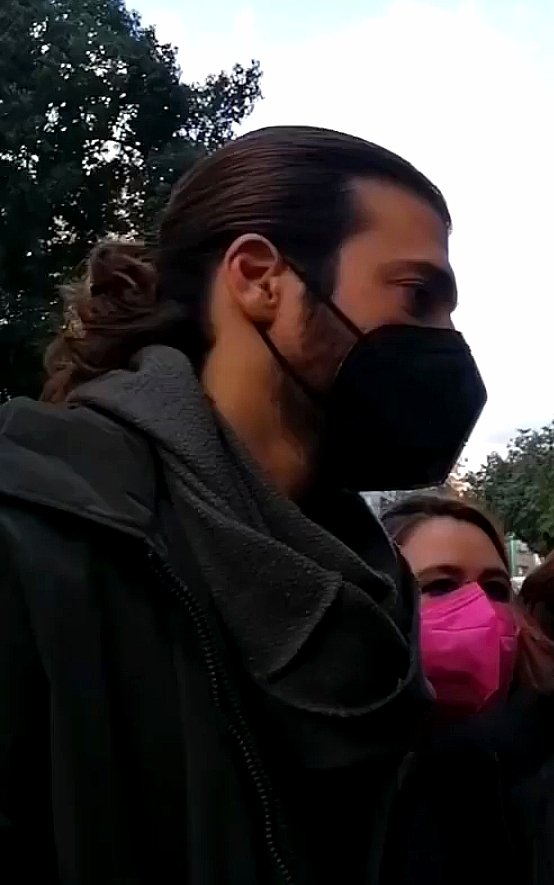 ChusaGilT's tweet photo. Divino.♥️
#CanYaman #PalermoII #ViolaComeIlMare https://t.co/qi0eEFi6ym