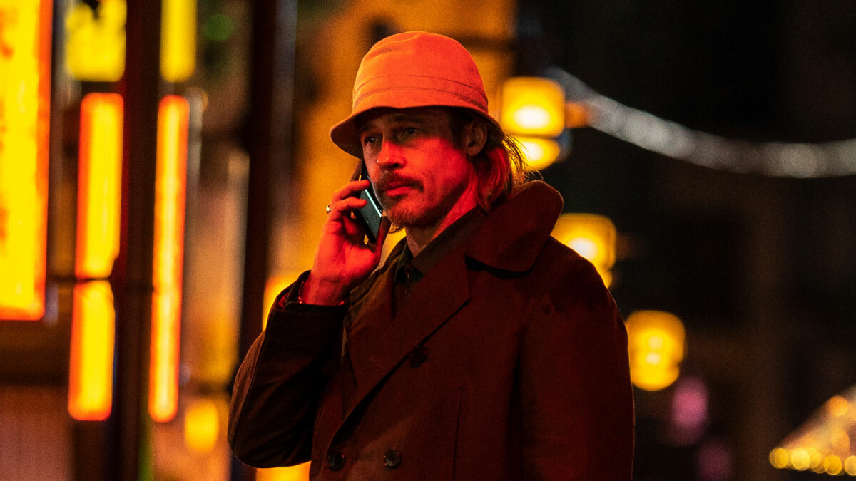 gogliness's tweet photo. 'Bullet Train' trailer sees Brad Pitt kickin' ass in a bucket hat https://t.co/6cGjYZagrY https://t.co/GilaOh1KMP
