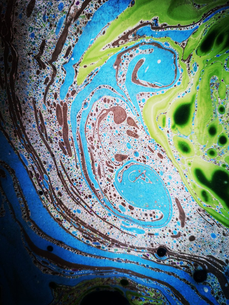 MissGRoach1's tweet photo. Some lovely marbling experiments created by Ryun (yr10) in response to the artist Gina Deluca. #inkmarbling #artexperiments #motivatedtostrive #maesteg #maestegschool https://t.co/1F3sWcJjRO