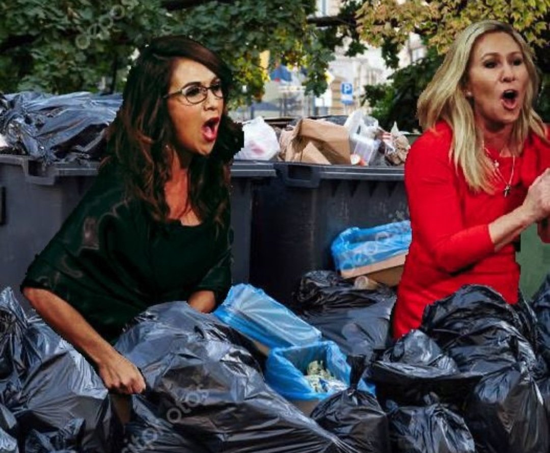 BERRYBEST's tweet photo. @caslernoel #TrashWednesday https://t.co/23Pv1eTWLh