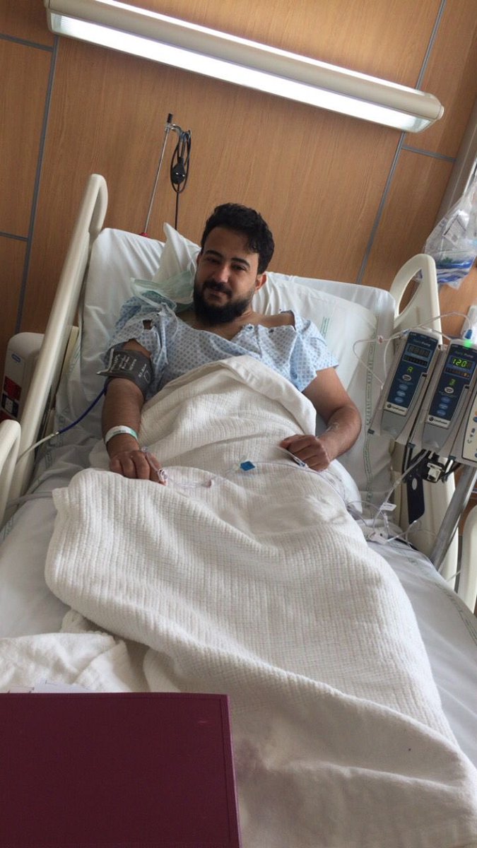 🔴🔴 #مرضى_الكلى 🔴🔴
الشاب/راكان خالد معيوف الخالدي  من أهالي #طريف يتبرع لوالده الاستاذ خالد بن معيوف الخالدي (بكليته)ليريحه
من #غسيل_الكلى التي استمرت سنوات.
بمستشفى الملك فيصل ومركز الابحاث بالرياض وتكللت ولله الحمد بالنجاح