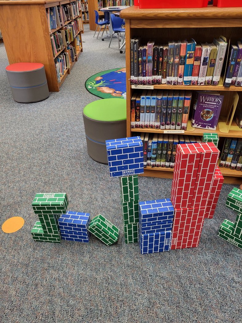 DTESreading tweet media