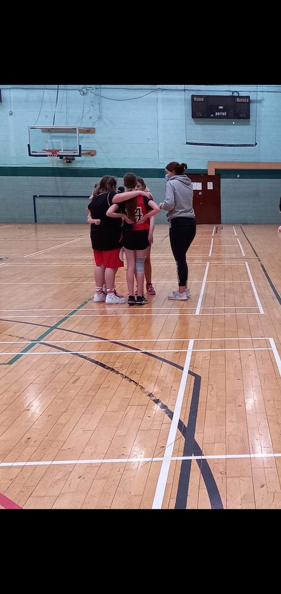 Well done to our girls basketball teams today against <a href="/CcGrange/">Grange Community College</a> The first years lost by 2 points and the second years won by 4 points! Last minute scores from Nelly and Daisy got the 2nd years over the line👍