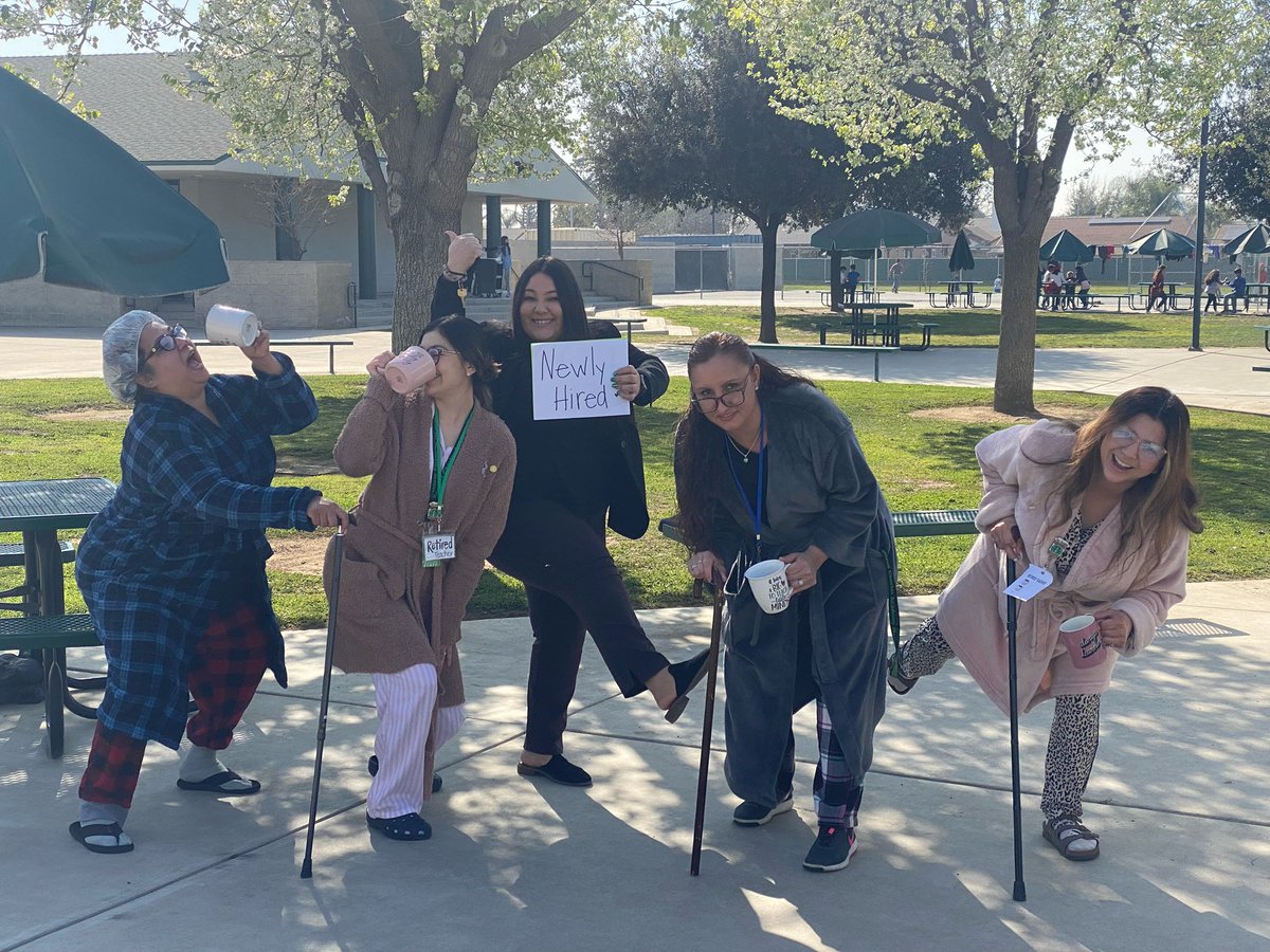 Elizabeth Padilla tweet media