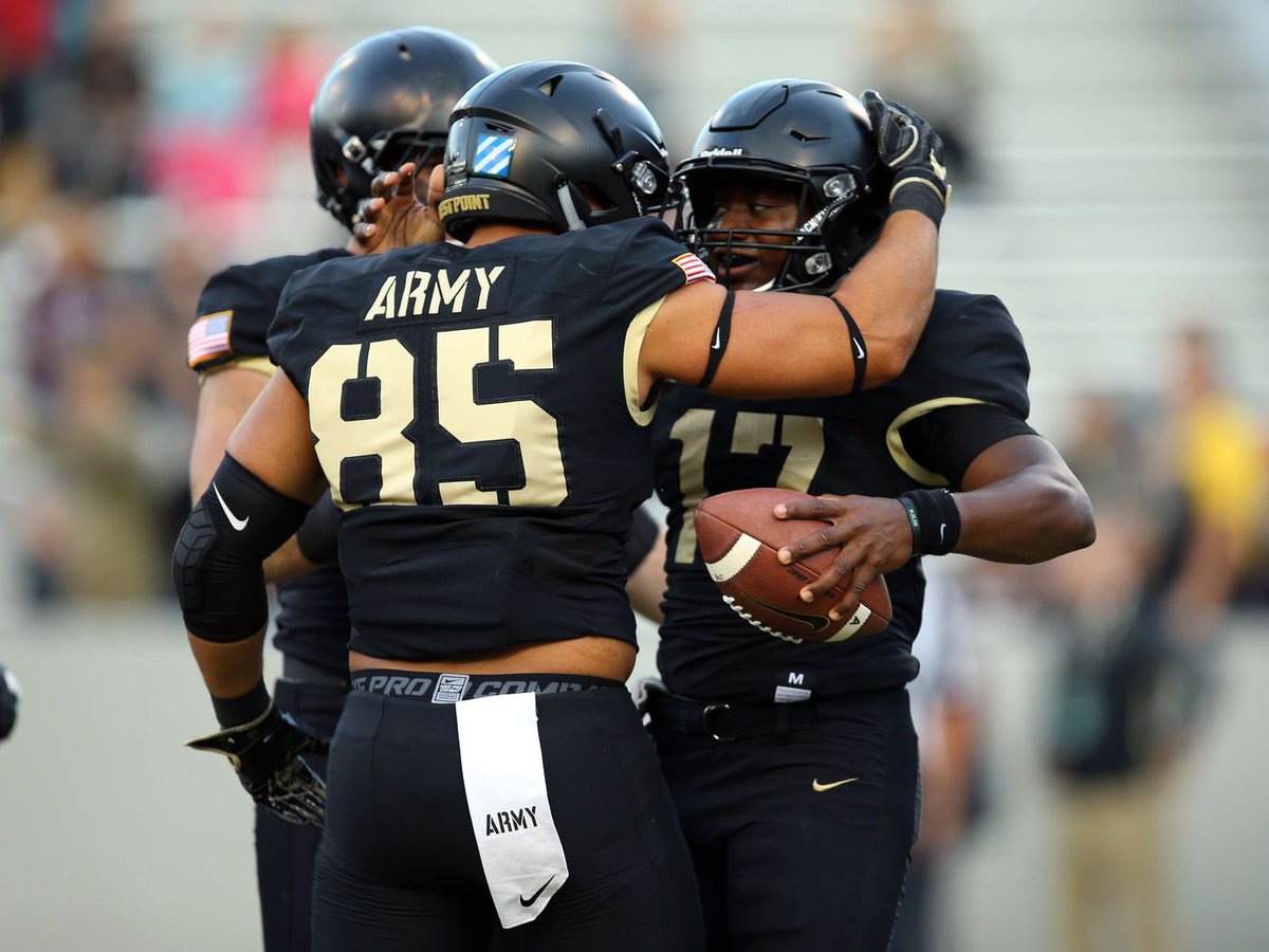 Extremely blessed and grateful to receive an offer from Army West Point! <a href="/ArmyWP_Football/">Army Football</a> <a href="/DrinkallCoach/">Matthew Drinkall</a> <a href="/BEHSFB/">B'East Football</a> <a href="/TGurley81/">Tori Gurley</a>