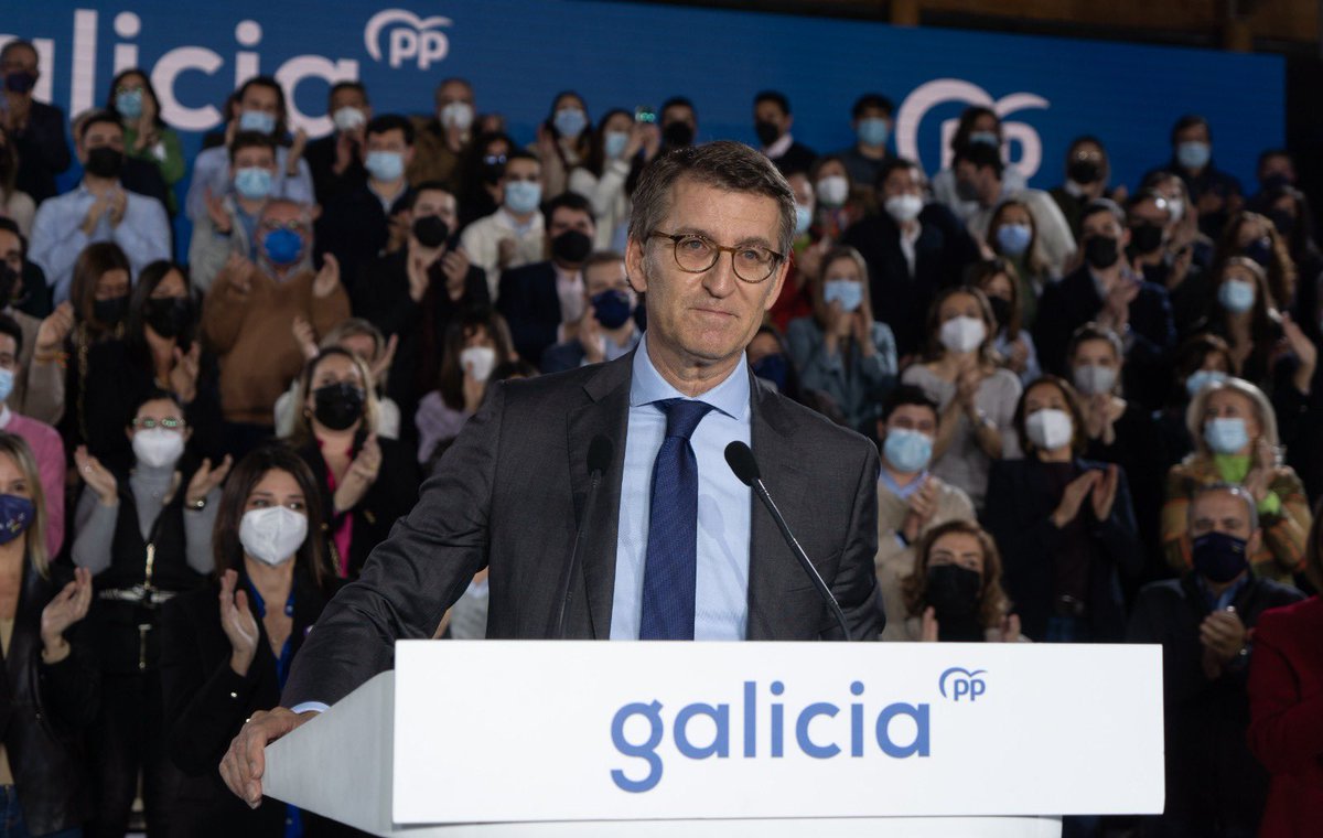 Me siento en la obligación de ponerme a disposición de mi partido y de mi país para garantizar el gobierno sólido que España merece.

Desde Galicia, a la que le debo todo, me presento como candidato consciente de los difíciles retos pero seguro de que juntos los superaremos
