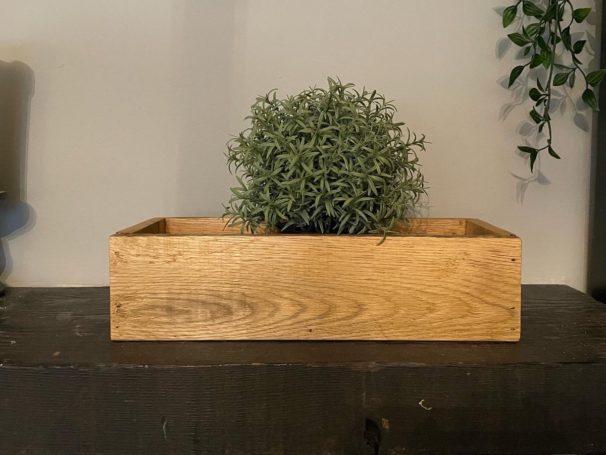 This window box was a custom order, it was made wider than the standard box I make and is 45cm long. It is finished in forest brown wax. 

#budleigh #windowbox #herbbox #kitchengarden #woodwork #forestbrown #wax #gardening #garden #countrydecor #rusticdecor