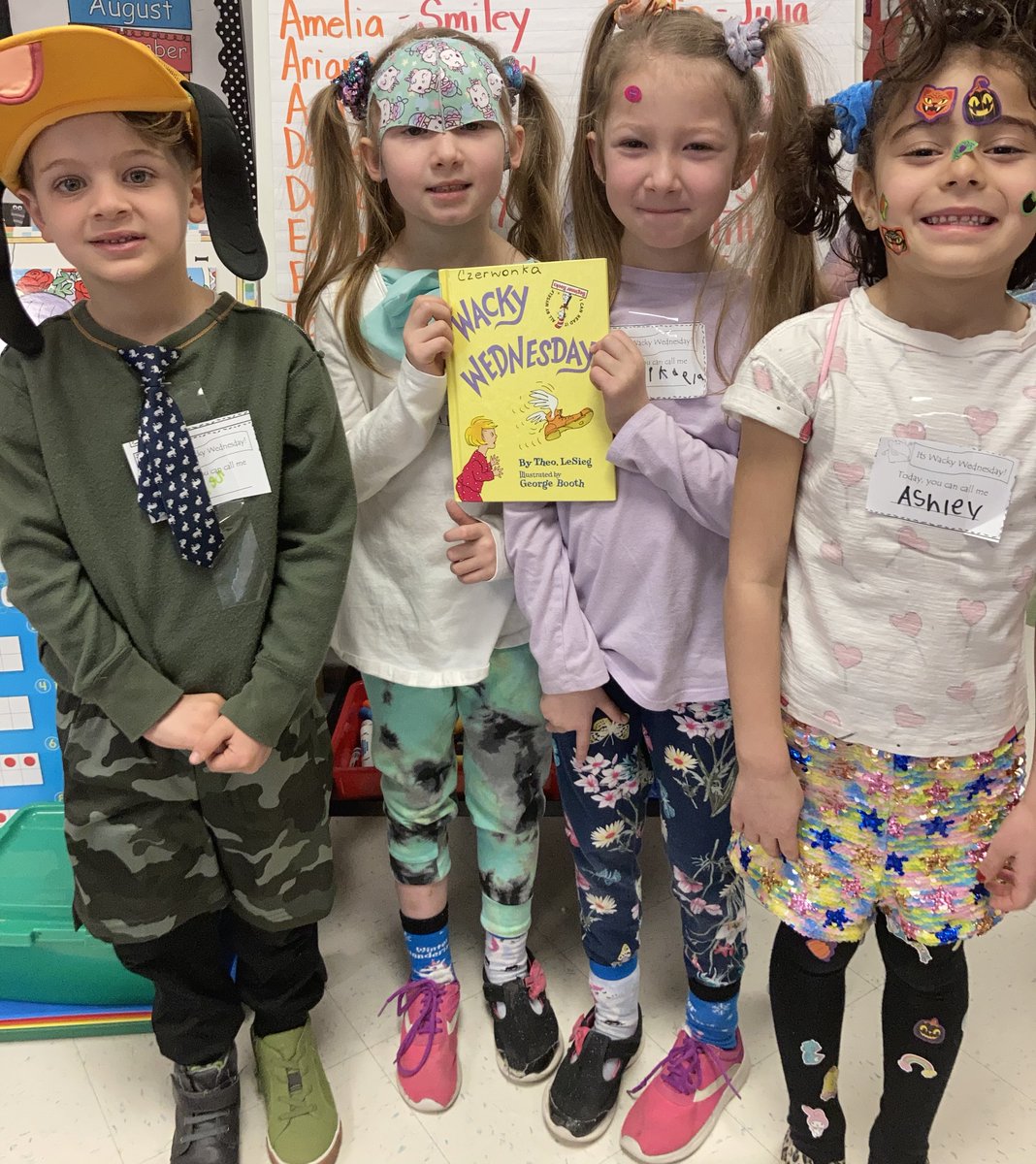 We are feeling very wacky this Wednesday! <a href="/OSD135/">Orland District 135</a> <a href="/Prairie_Hawks/">Prairie School</a>   #DrSeuss