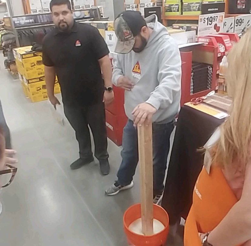 DCarlitozzz13's tweet photo. Thanks to Home Depot in Chino #6876 for the invitation to set up demos. The Sika Post Fix Demo was the star of the show!!! Thanks for the help from my teammate. @octavio_S1KA. @THD_6876 @NikkiJ6875 #SikaPostFix #HomeDepotChinoHills #SikaKnowledge #teamwork https://t.co/LfY3O4tKG8
